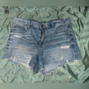 American eagle 90s boyfriend shorts